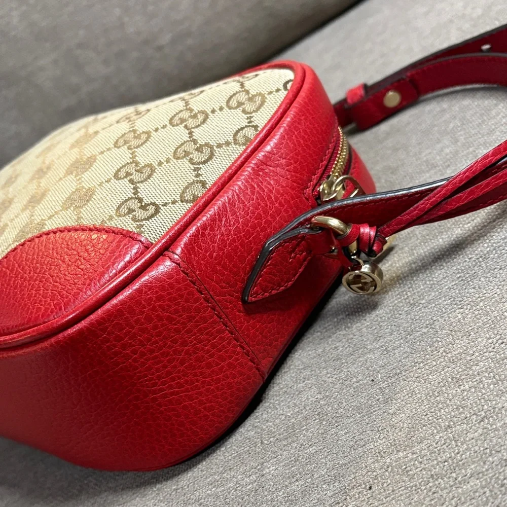Gucci Bree GG Canvas Camera Crossbody Bag Authentic